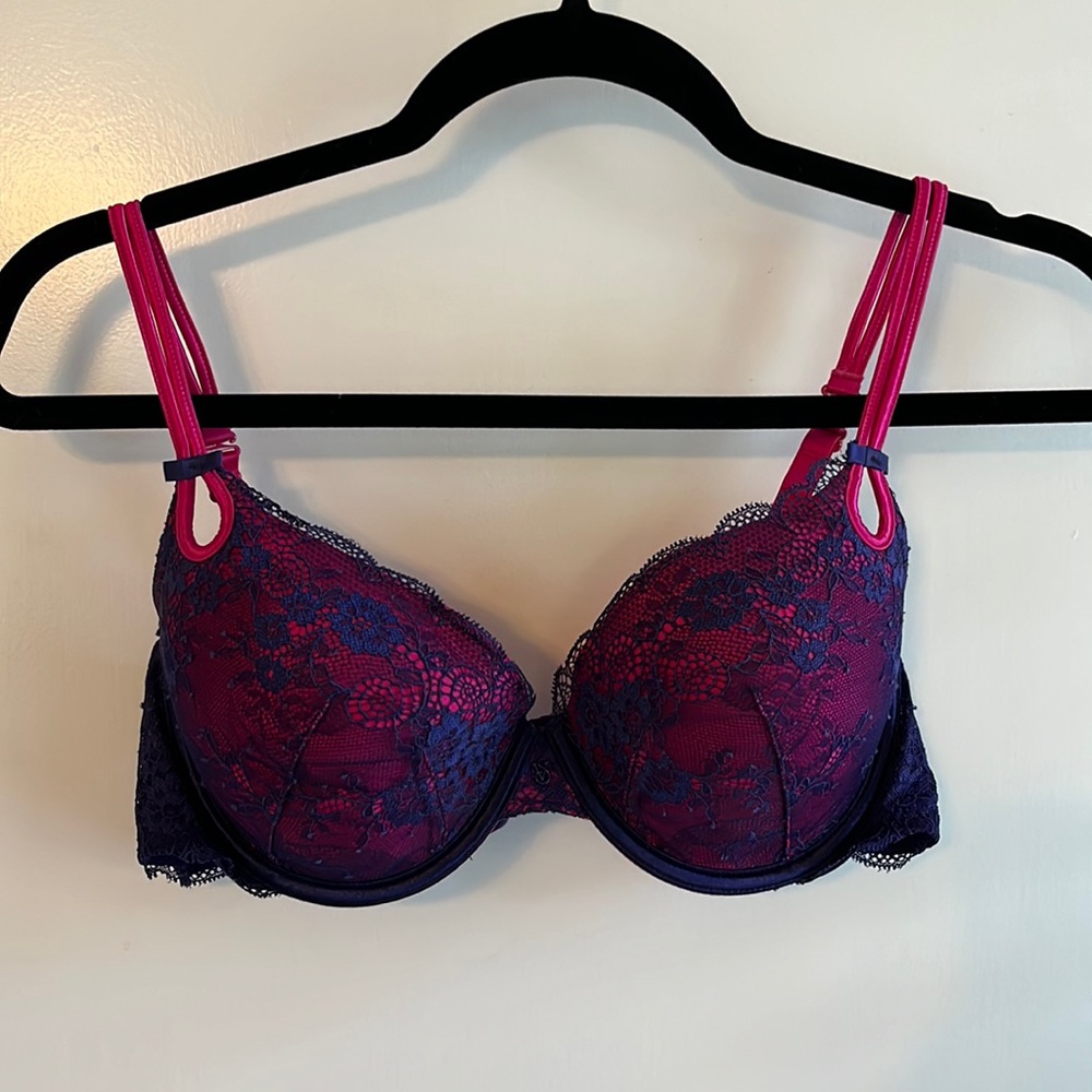 Victoria’s Secret Sexy Little Things Bra 38B